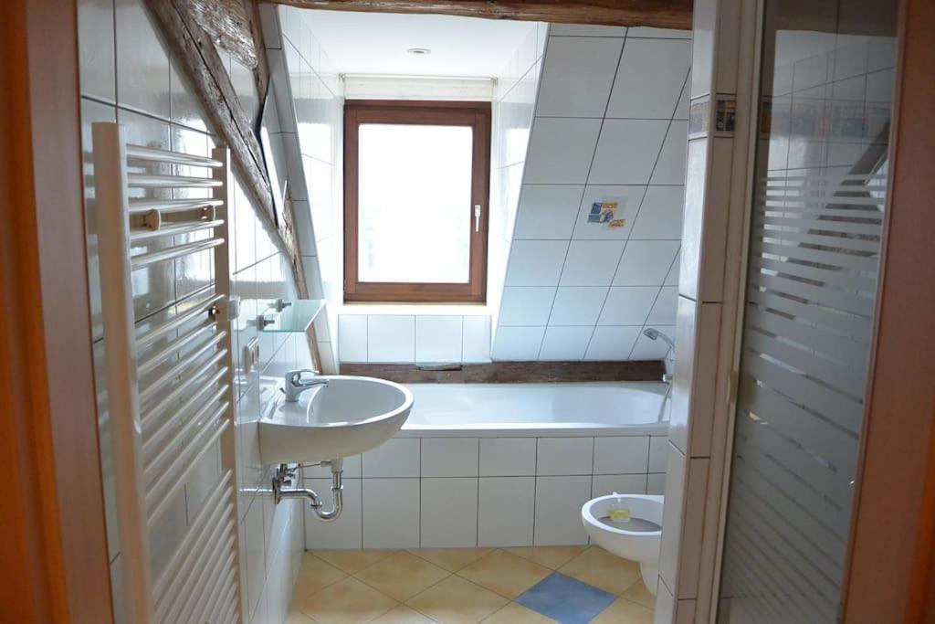 Apartment S10 In Bester Lage Stilvoll Im Zentrum Von Bayreuth Mit Klimaanlage Und Parkplatz Exterior foto