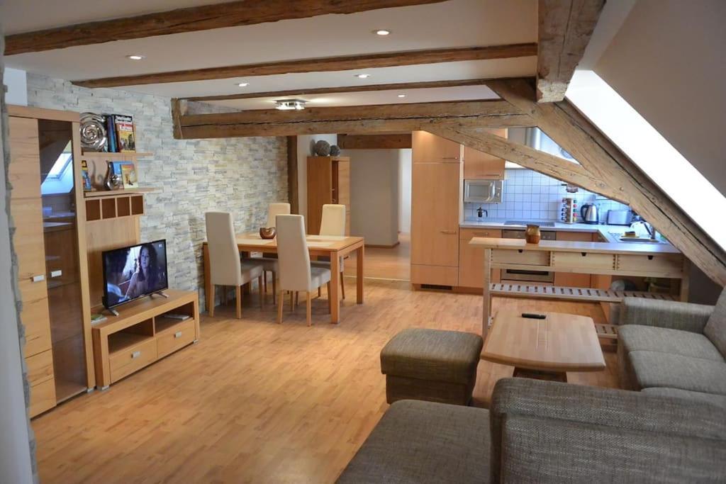 Apartment S10 In Bester Lage Stilvoll Im Zentrum Von Bayreuth Mit Klimaanlage Und Parkplatz Exterior foto